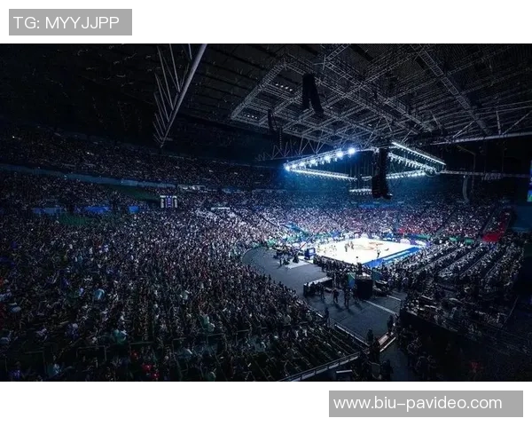 菲律宾99比65大胜印度，强势锁定E组第一，篮球盛宴燃爆亚洲赛场