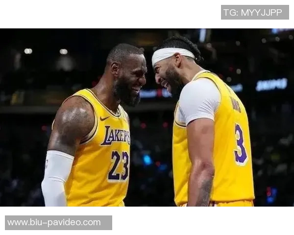 记者：讽刺的是最适合交易浓眉的球队是湖人但这几乎不可能发生